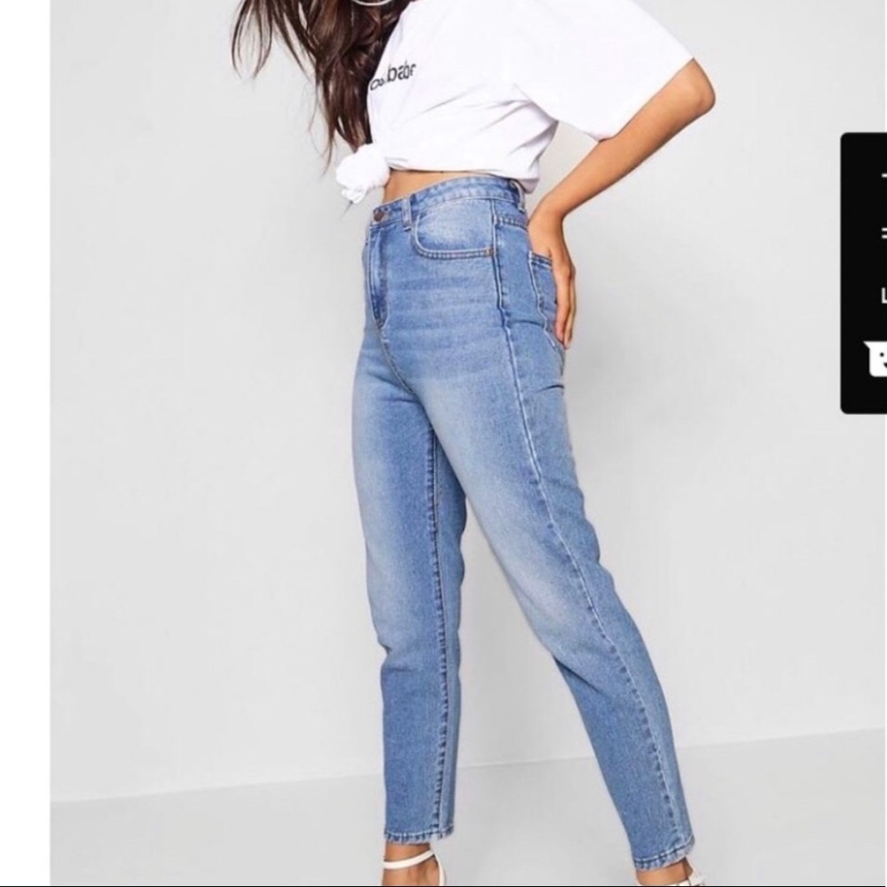 NWT Mom Jean